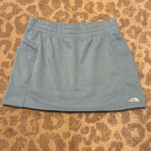 North Face NWT Evolution Steel Blue Fleece Lined Skirt